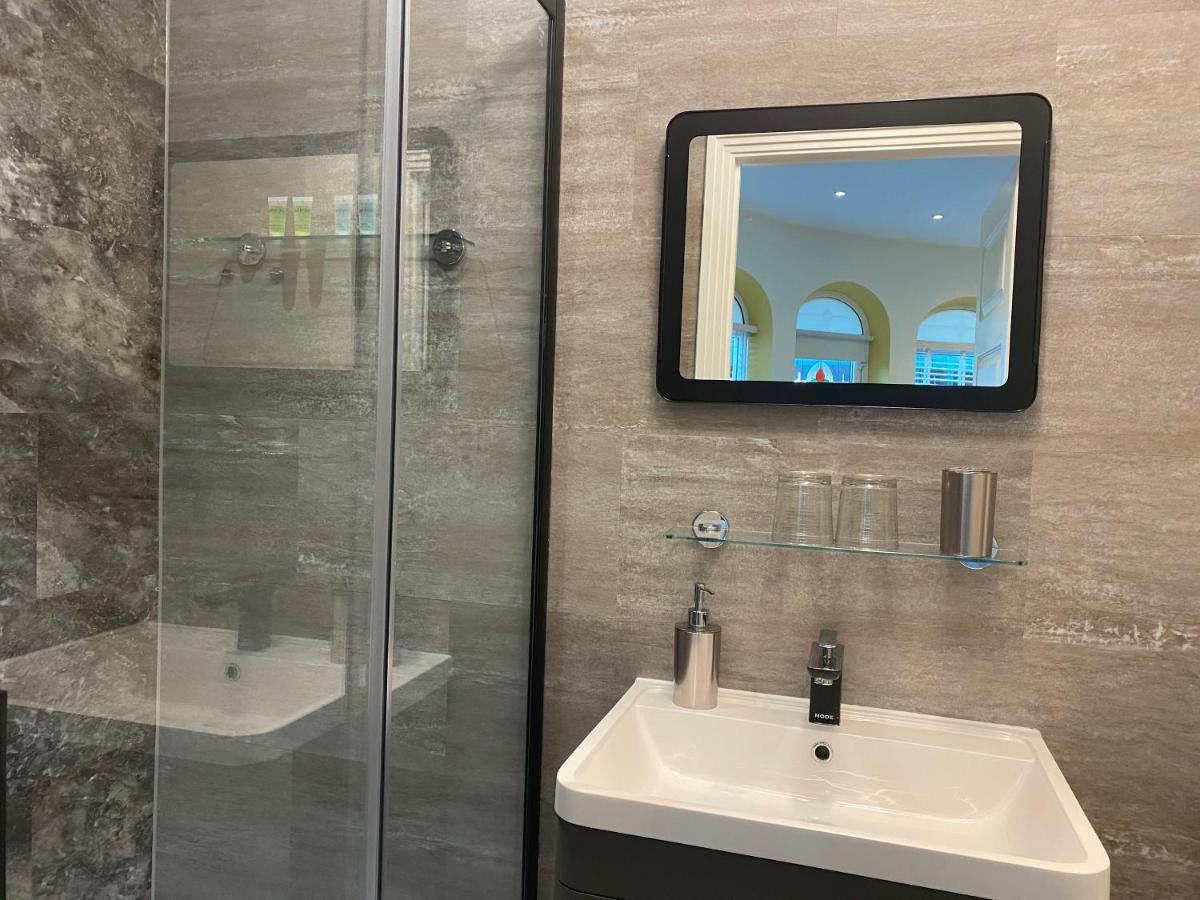 מלון נורת'המפטון Harlestone Retreat (Adults Only) מראה חיצוני תמונה